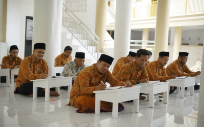 Pengajian Rutin Bulanan Dewan Asatidz Kitab Rohmatul Ummah